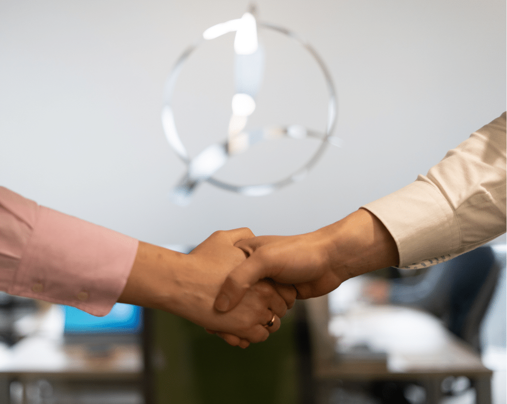 handshake-grasslandagro